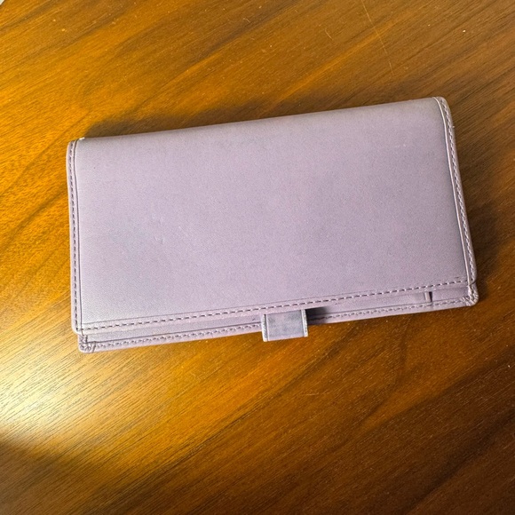 Vintage Coach Lavender Leather Checkbook Wallet - Picture 2 of 9